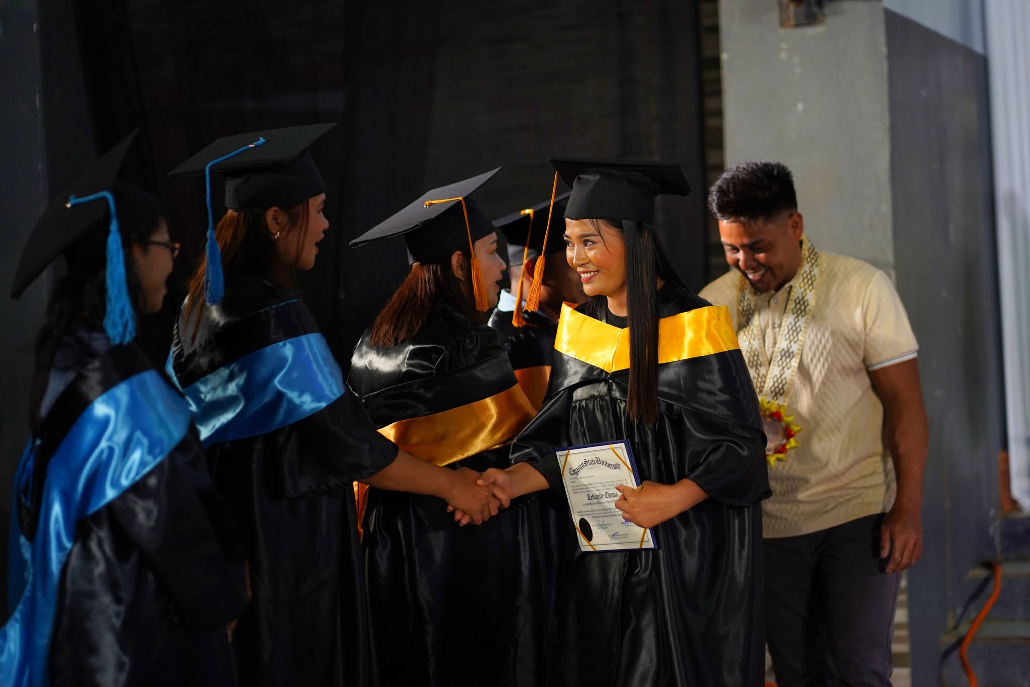 GRAD-AT-CALAYAN-PHOTOSET photo 15